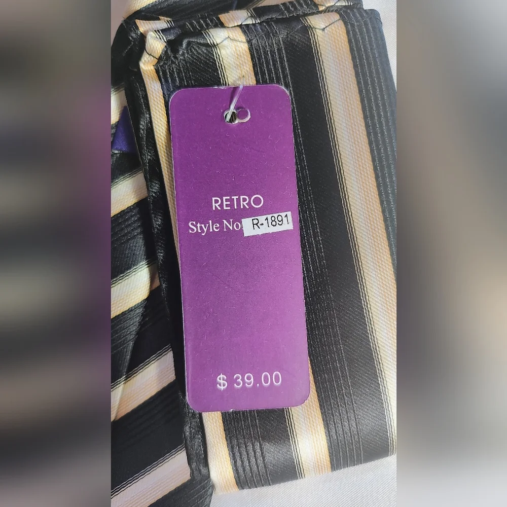 Retro Black and Gold Diagonal Striped Tie. New.. - Picture 2 of 7